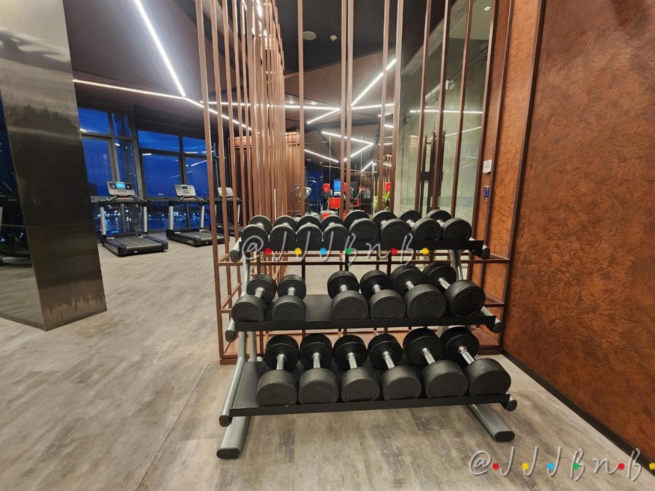 Edge Central Pattaya By Jjj Extérieur photo