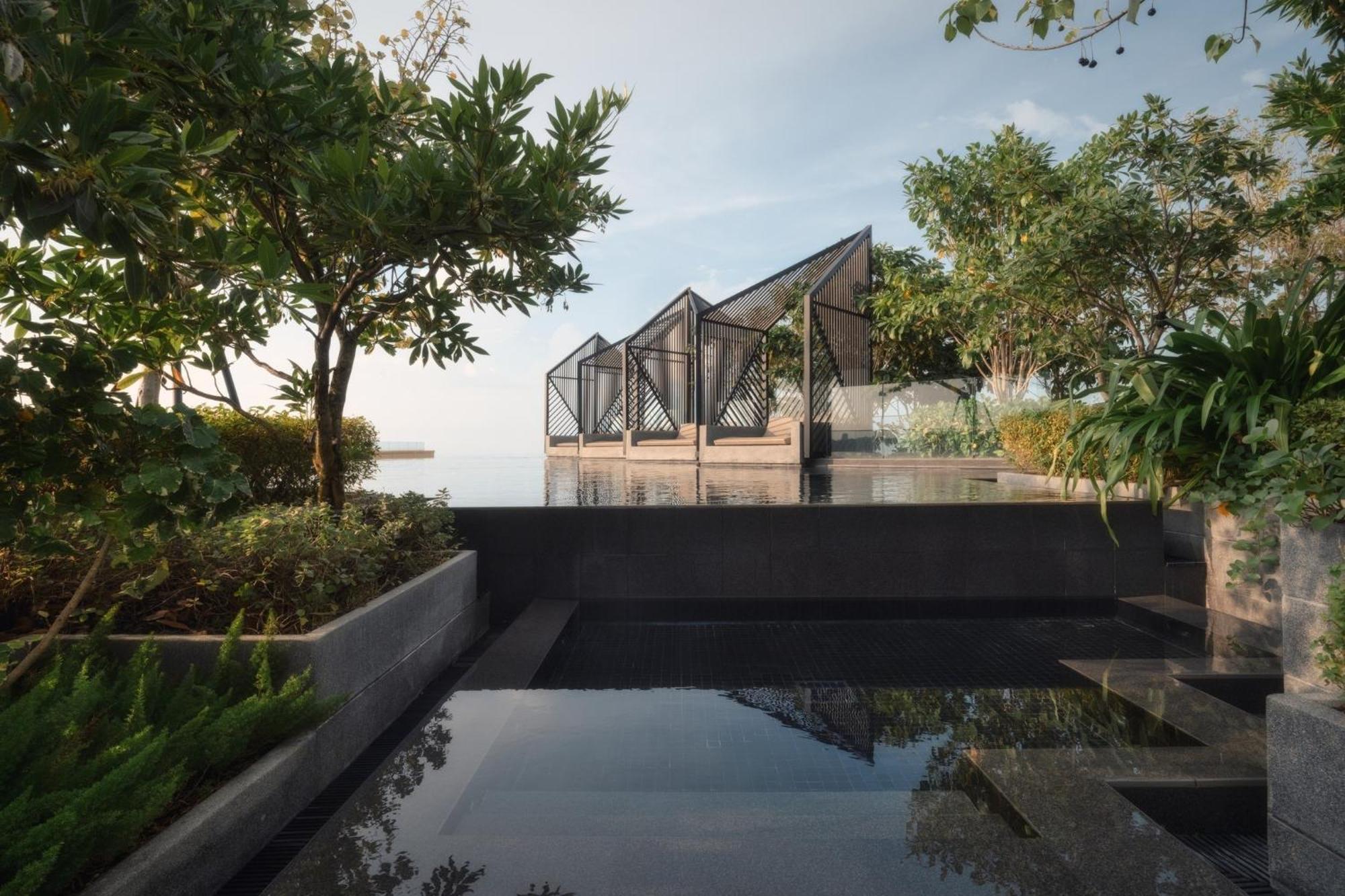 Edge Central Pattaya By Jjj Extérieur photo